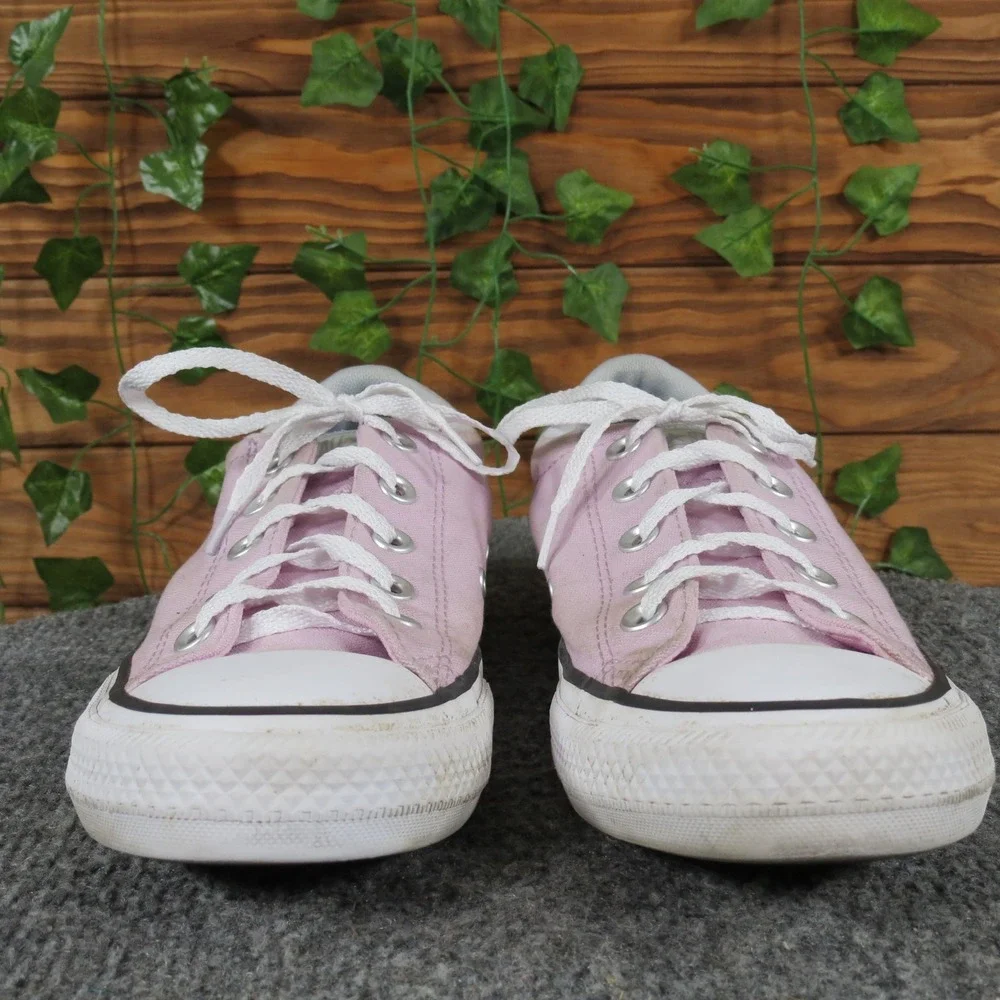 Converse All Star Madison Kids Low Top Sneaker Size 4 Casual Play‎ Pink Canvas